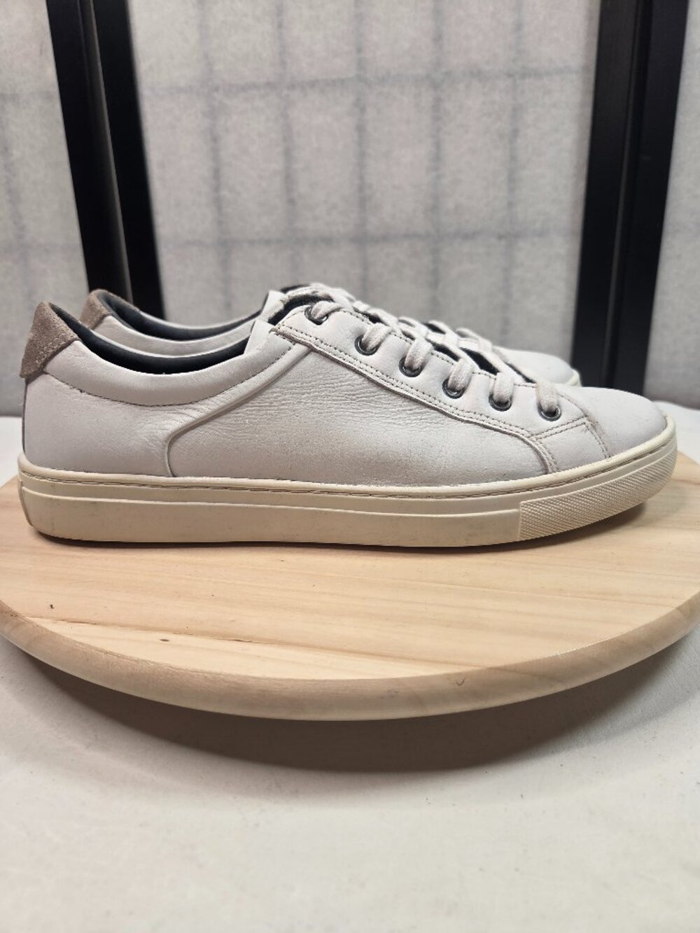 Johnston & Murphy White Low Top Leather Sneakers Men US 10M